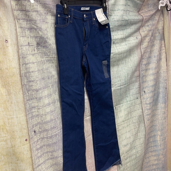 Brand new Woman’s Nine West jeans. Size 2. - Picture 6 of 10